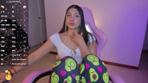 Paulina  online show from 01-20-25, 06:10