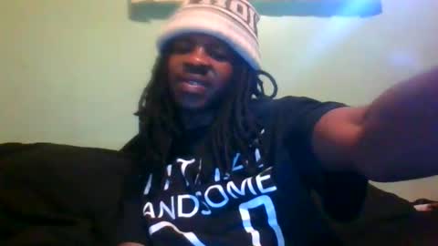 Snapshot of h3yc0usin chatting on 10-24-25, 03:19 h3yc0usin online show from 10-24-25, 03:19