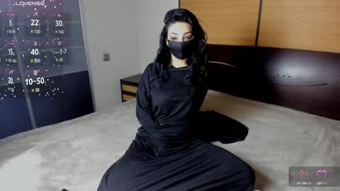Linda online show from 12-27-24, 11:28