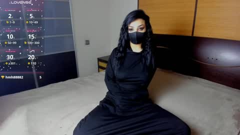Linda online show from 12-29-24, 11:29
