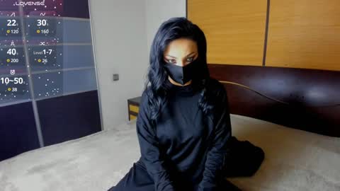 Linda online show from 01-22-25, 02:15