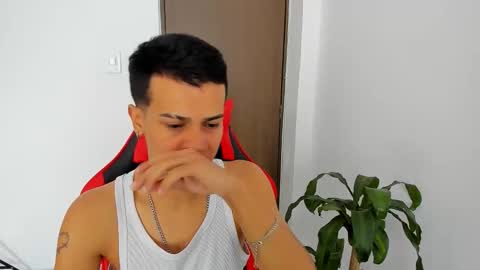 hades_horny_ online show from 04-04-26, 05:32