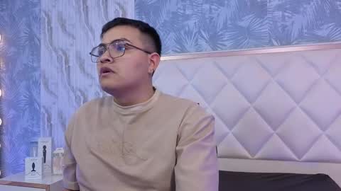  hades  online show from 12-19-25, 11:39