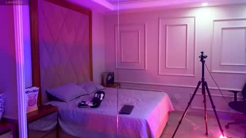 HADEZ online show from 01-16-26, 02:37