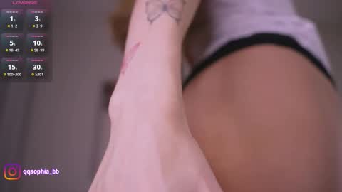 Hi Im Rebecca Glad to see you in my room  PVT is open online show from 12-23-25, 01:14