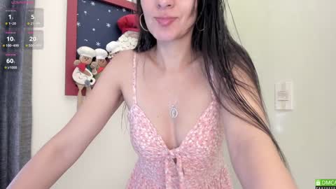 Hae-In online show from 12-17-24, 08:23