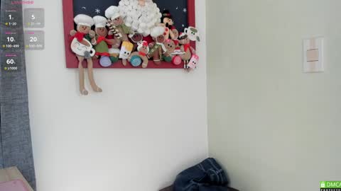 Hae-In online show from 12-30-24, 02:40