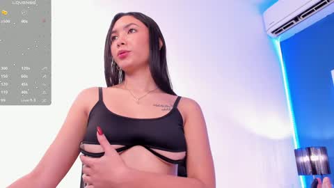 Snapshot of haiileymiller chatting on 01-08-25, 09:01 Kendal online show from 01-08-25, 09:01