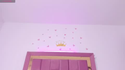 Snapshot of haiileymiller chatting on 01-16-25, 03:24 Kendal online show from 01-16-25, 03:24