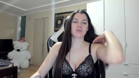 Sk     pe     Anya388109 online show from 11-16-25, 09:31