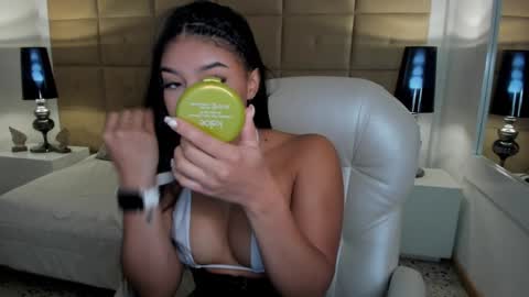 hailey online show from 12-04-24, 06:06