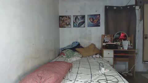 Snapshot of hailey_sweetcum77 chatting on 12-15-25, 10:47 hailey_sweetcum77 online show from 12-15-25, 10:47