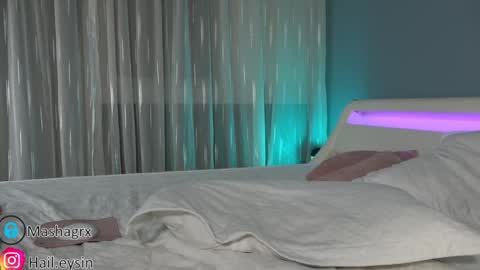 Masha online show from 02-16-26, 01:46