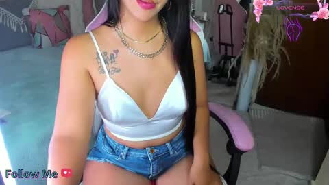 Snapshot of haileylove2 chatting on 09-17-25, 02:24 Hailey online show from 09-17-25, 02:24