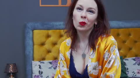 Snapshot of haileymoon85 chatting on 02-03-25, 11:20 Hailey online show from 02-03-25, 11:20