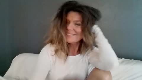 Hailey online show from 01-17-26, 07:39