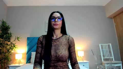 Hailey online show from 09-22-25, 06:15