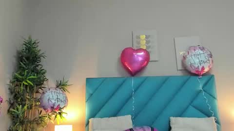 Hailey online show from 10-29-25, 05:53