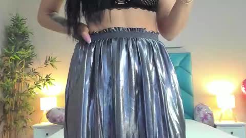 Hailey online show from 11-14-25, 06:45