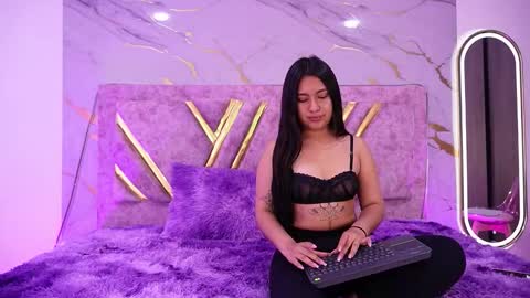 haileyy_fox online show from 12-01-25, 12:54