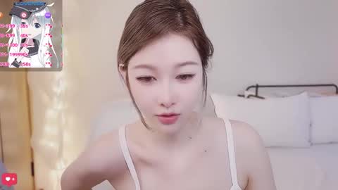 Snapshot of hailili_ chatting on 10-19-25, 11:49 Hailili online show from 10-19-25, 11:49