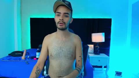 Snapshot of hairy_diamond chatting on 09-17-25, 03:08 H A I R Y D I A M O N D online show from 09-17-25, 03:08