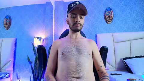 Snapshot of hairy_diamond chatting on 09-20-25, 07:09 H A I R Y D I A M O N D online show from 09-20-25, 07:09
