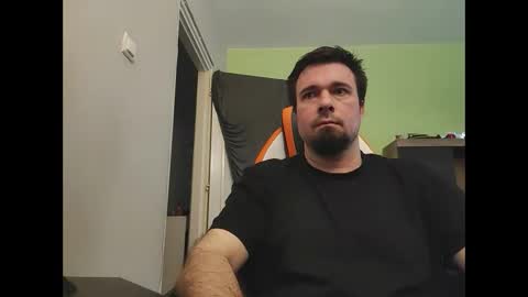 hairy_guy007 online show from 04-06-26, 08:15