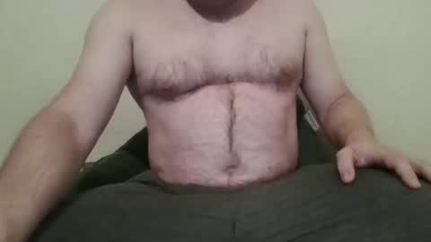Snapshot of hairychest222141 chatting on 11-16-25, 08:36 hairychest222141 online show from 11-16-25, 08:36