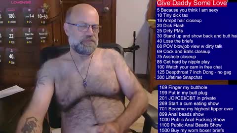 Snapshot of hairydaddybear69 chatting on 10-09-25, 10:46 HairyDaddyBear69 online show from 10-09-25, 10:46