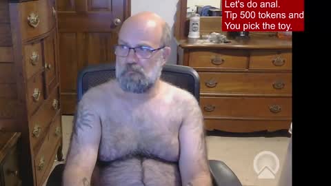 Snapshot of hairydaddybear69 chatting on 10-26-25, 01:55 HairyDaddyBear69 online show from 10-26-25, 01:55