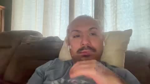 Snapshot of hairyman30000 chatting on 11-29-25, 12:02 hairyman30000 online show from 11-29-25, 12:02