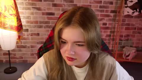 HaleySun online show from 10-15-25, 01:22