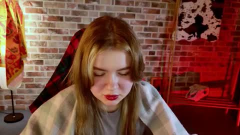 HaleySun online show from 10-22-25, 02:39