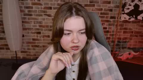 HaleySun online show from 11-07-25, 01:55