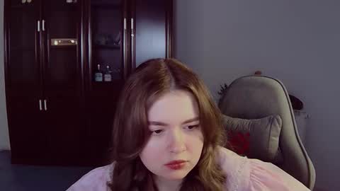 HaleySun online show from 11-15-25, 09:39