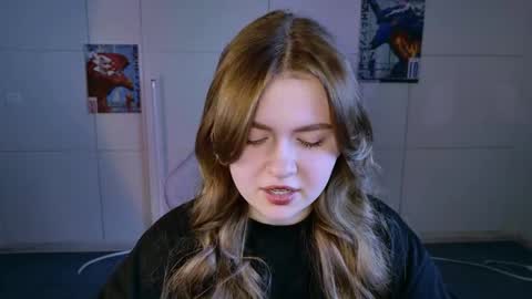 HaleySun online show from 11-19-25, 01:22