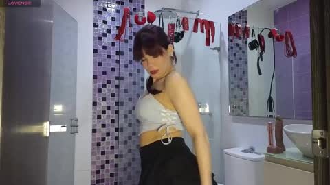 Snapshot of hall_sextape chatting on 09-13-25, 01:38 Alice Ariel Bella Fran and Stiven online show from 09-13-25, 01:38