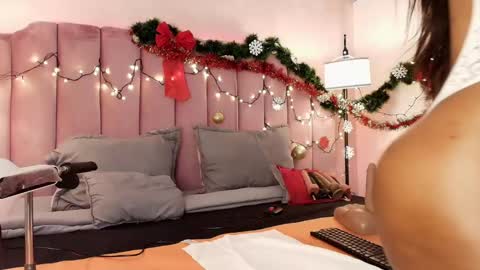  Hally Bans  online show from 12-29-24, 12:23