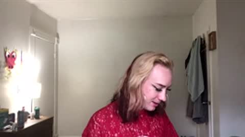 halovalentine online show from 03-22-26, 08:23