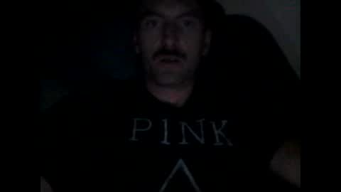 Snapshot of hammer9217 chatting on 09-16-25, 04:24 hammer9217 online show from 09-16-25, 04:24