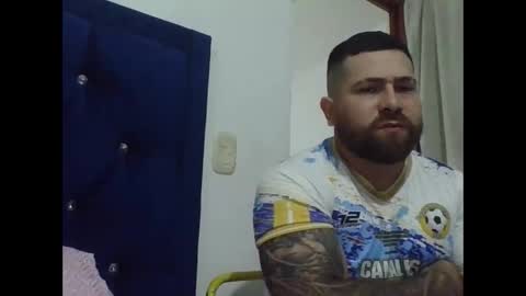 hammerwhithe01 online show from 01-07-26, 01:02