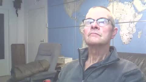 Prefer men 80 online show from 10-27-25, 10:25