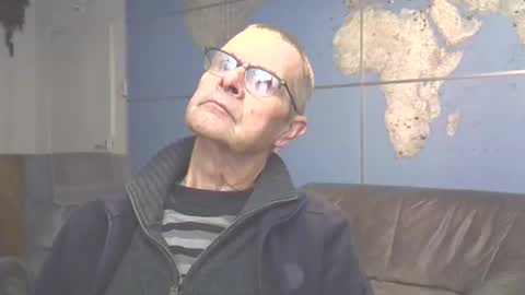 Prefer men 80 online show from 11-20-25, 04:29