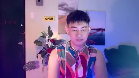 Dem online show from 10-28-25, 10:23