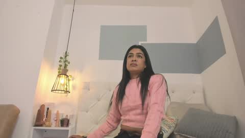 hanah_gray online show from 01-26-25, 11:39