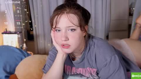 Snapshot of hanahwoods chatting on 02-15-26, 03:42 hanahwoods online show from 02-15-26, 03:42