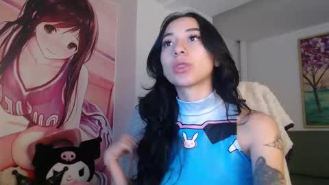 Hanaku  online show from 11-25-25, 01:33