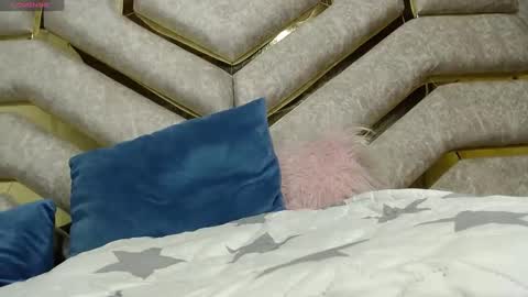 Hana.......Fansly -  content being added daily..  online show from 12-05-24, 03:04