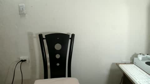 Hana.......Fansly -  content being added daily..  online show from 02-24-25, 09:09